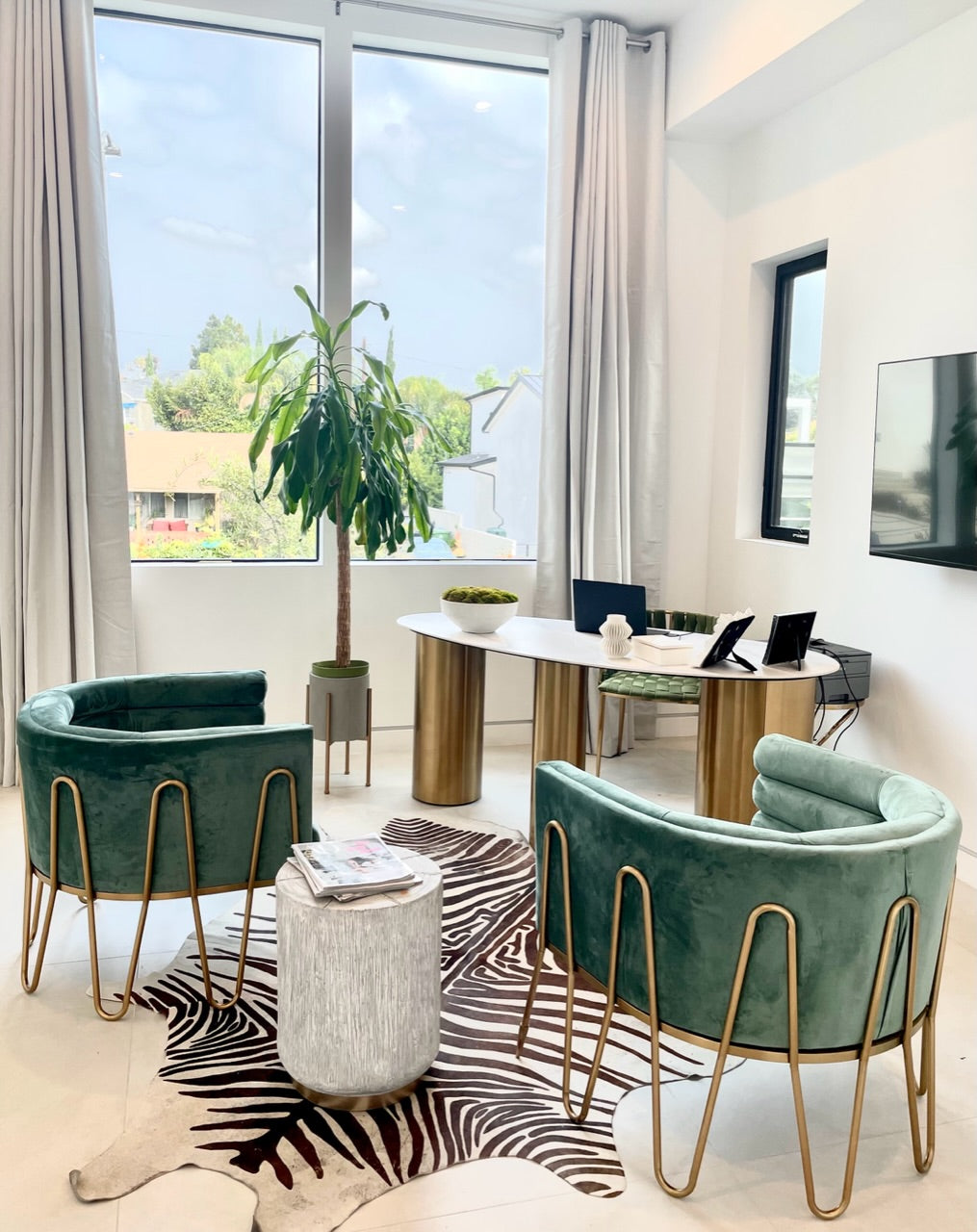 Alexa Green Velvet Barrel Chair