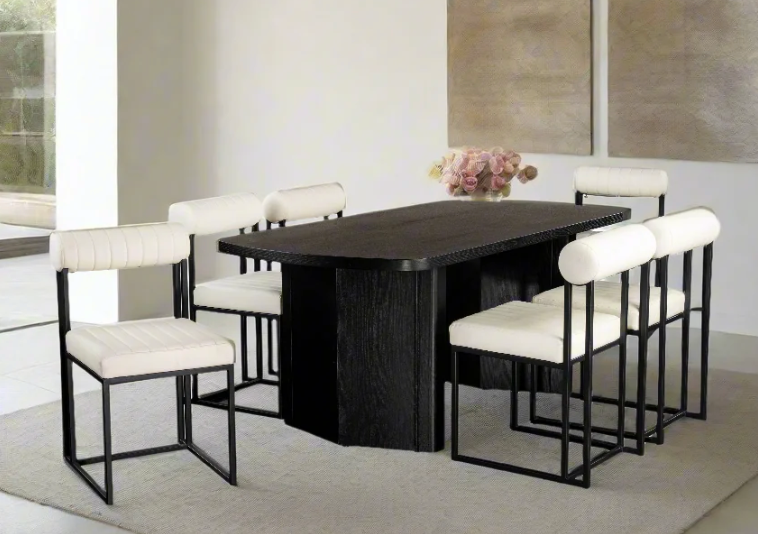 The Art of Soft Minimalism: Finding the Perfect Balance Between Comfort and Modern Design