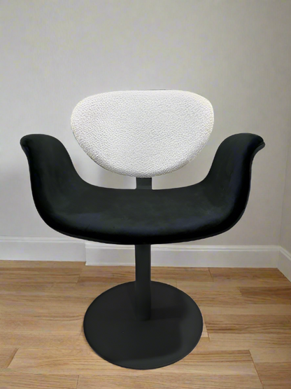 Tulip Swivel Chair in Black and White