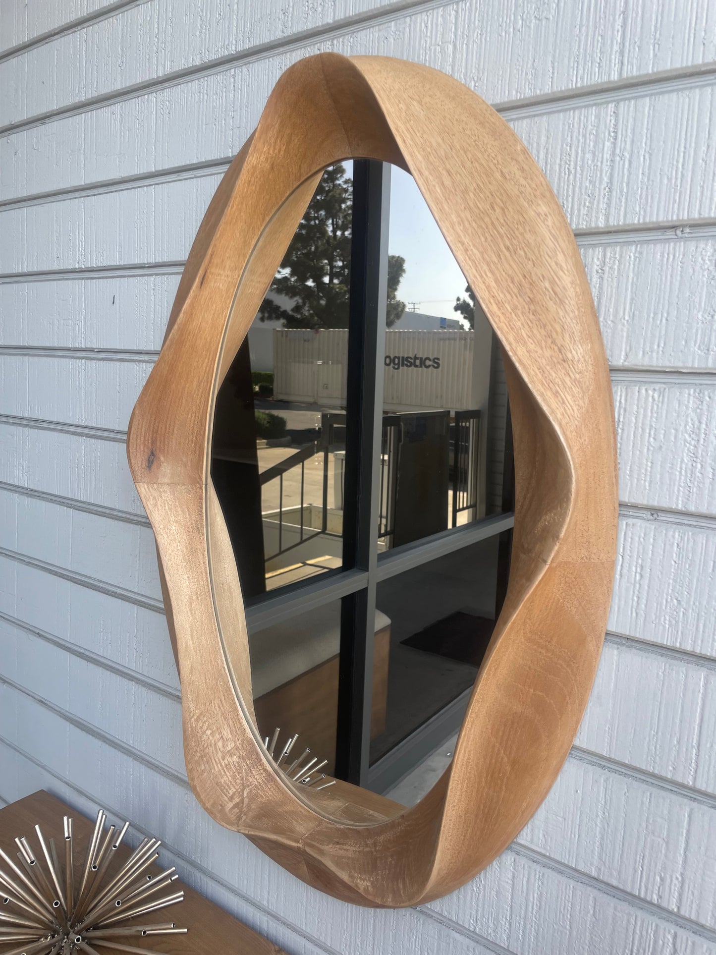 Alinda Cone Legs Console Table and Mirror Set