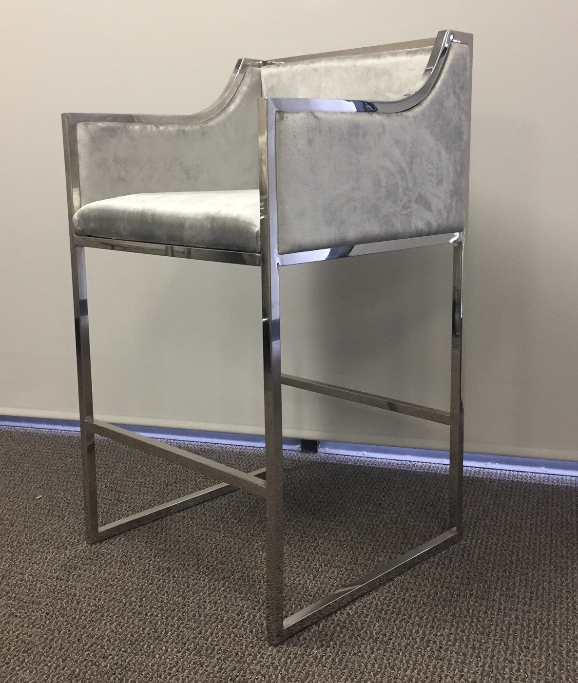 gray and silver counter stools